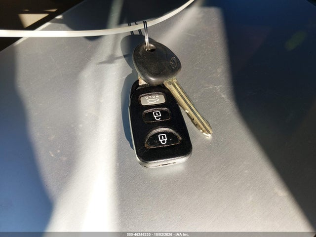Продажа на аукционе авто 2015 Hyundai Elantra Limited, vin: 5NPDH4AE2FH640282, номер лота: 46246230