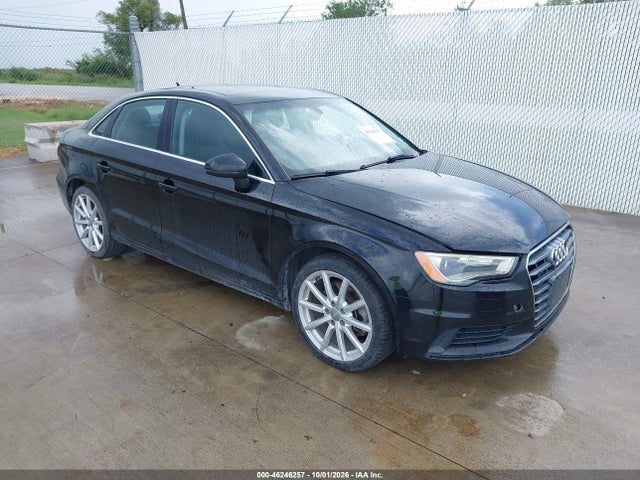 46246257 :رقم المزاد ، WAUCCGFF9F1136460 vin ، 2015 Audi A3 1.8t Premium مزاد بيع