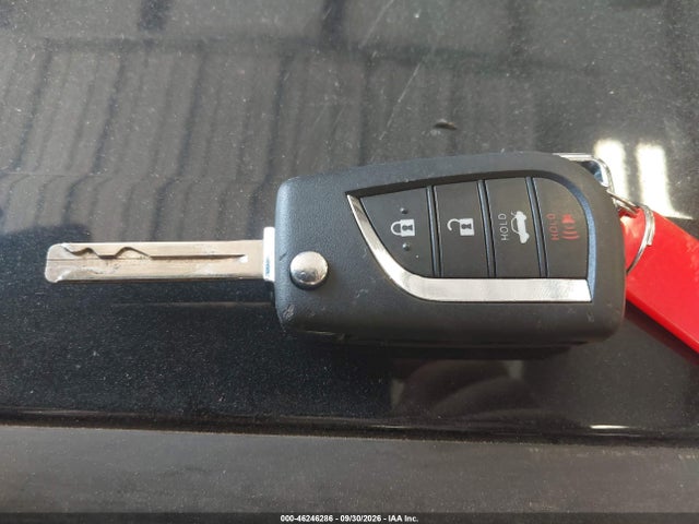 46246286 :رقم المزاد ، JTDBCMFE4R3057386 vin ، 2024 Toyota Corolla Hybrid Le مزاد بيع
