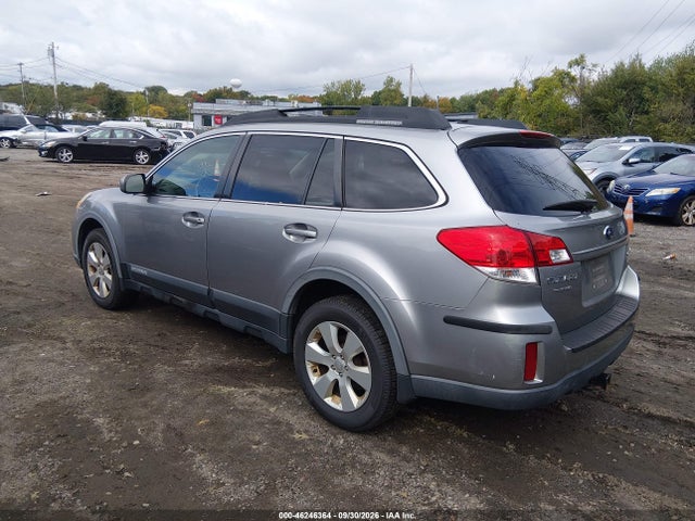 2011 Subaru Outback 2.5i Premium მანქანა იყიდება აუქციონზე, vin: 4S4BRBCCXB3373480, აუქციონის ნომერი: 46246364