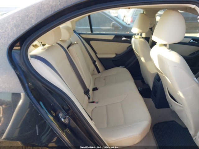 2011 Volkswagen Jetta 2.5l Se მანქანა იყიდება აუქციონზე, vin: 3VWBZ7AJXBM383618, აუქციონის ნომერი: 46246400