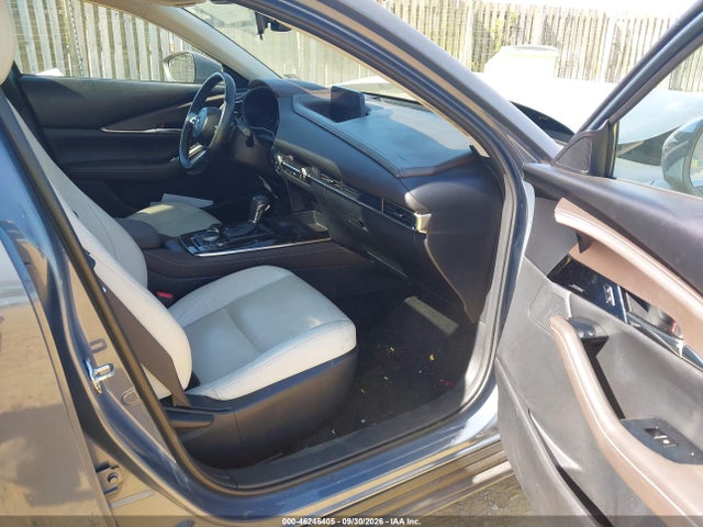 46246405 :رقم المزاد ، 3MVDMAEM3LM100732 vin ، 2020 Mazda Cx-30 Premium Package مزاد بيع