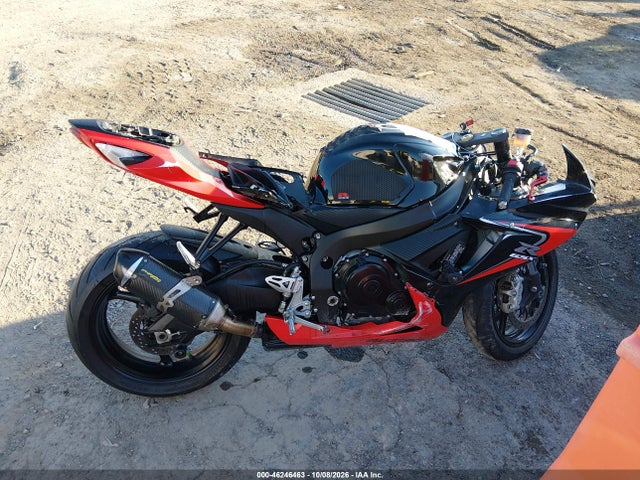 Suzuki GSX-R600 2014 JS1GN7FA3E2101161 Image 12