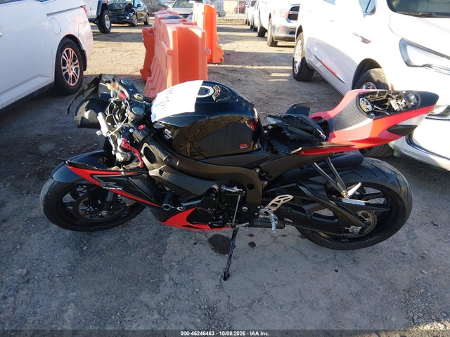 Suzuki GSX-R600 2014 JS1GN7FA3E2101161 Image 13