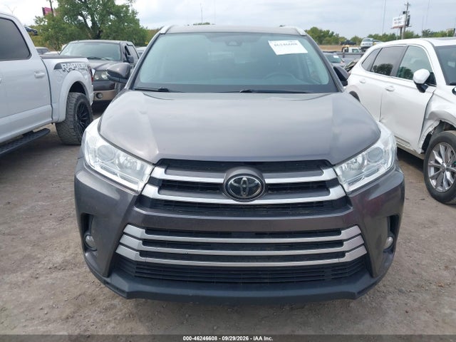 2019 Toyota Highlander Xle მანქანა იყიდება აუქციონზე, vin: 5TDJZRFH1KS563926, აუქციონის ნომერი: 46246608