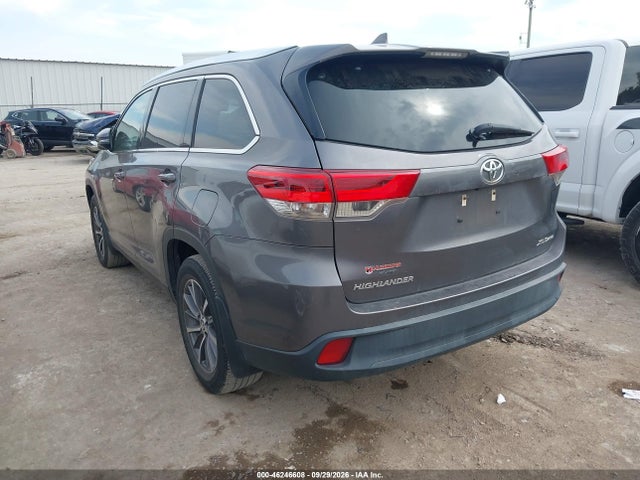 2019 Toyota Highlander Xle მანქანა იყიდება აუქციონზე, vin: 5TDJZRFH1KS563926, აუქციონის ნომერი: 46246608