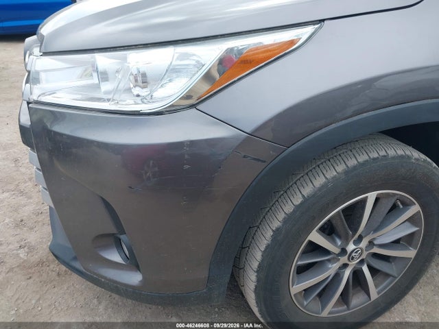 2019 Toyota Highlander Xle მანქანა იყიდება აუქციონზე, vin: 5TDJZRFH1KS563926, აუქციონის ნომერი: 46246608