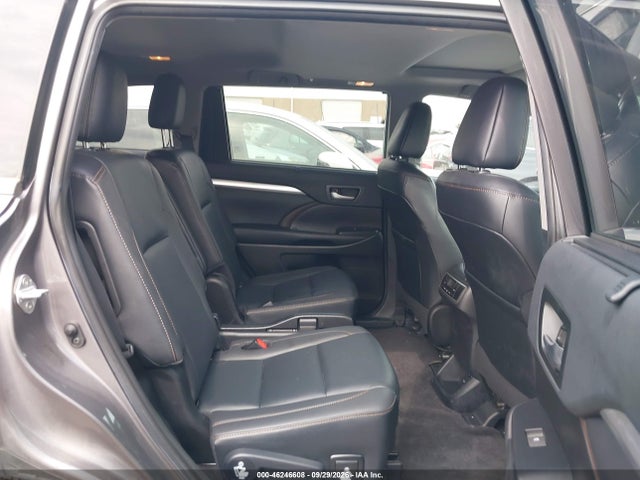 2019 Toyota Highlander Xle მანქანა იყიდება აუქციონზე, vin: 5TDJZRFH1KS563926, აუქციონის ნომერი: 46246608