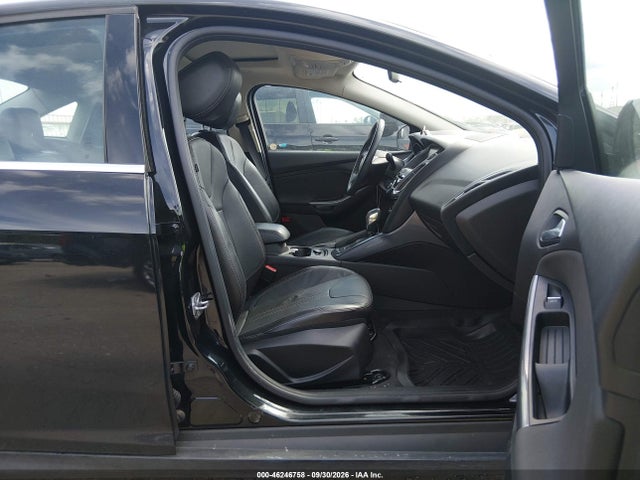 2014 Ford Focus Titanium მანქანა იყიდება აუქციონზე, vin: 1FADP3J29EL360913, აუქციონის ნომერი: 46246758