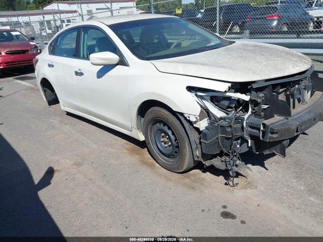 2014 Nissan Altima 2.5 S მანქანა იყიდება აუქციონზე, vin: 1N4AL3AP7EC177360, აუქციონის ნომერი: 46246832