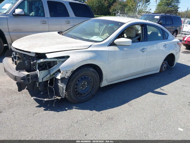 2014 Nissan Altima 2.5 S მანქანა იყიდება აუქციონზე, vin: 1N4AL3AP7EC177360, აუქციონის ნომერი: 46246832