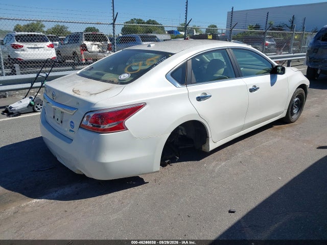 2014 Nissan Altima 2.5 S მანქანა იყიდება აუქციონზე, vin: 1N4AL3AP7EC177360, აუქციონის ნომერი: 46246832