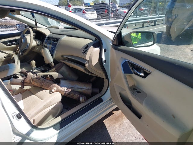 2014 Nissan Altima 2.5 S მანქანა იყიდება აუქციონზე, vin: 1N4AL3AP7EC177360, აუქციონის ნომერი: 46246832
