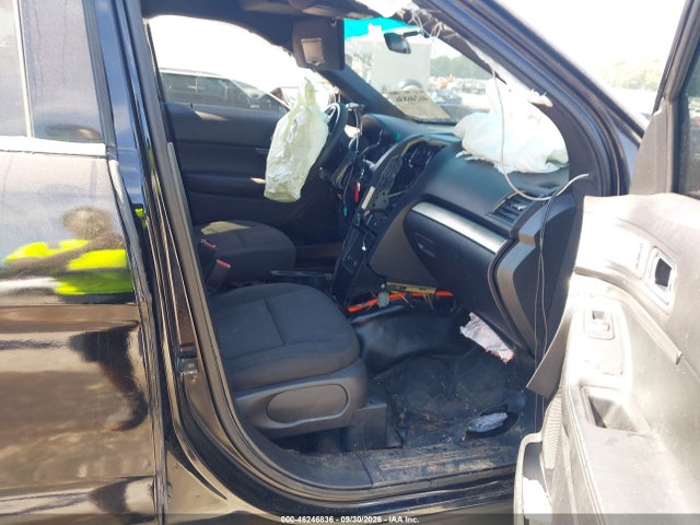 46246836 :رقم المزاد ، 1FM5K8AR4GGD04991 vin ، 2016 Ford Police Interceptor مزاد بيع