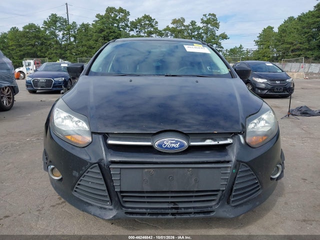 46246842 :رقم المزاد ، 1FAHP3F24CL268440 vin ، 2012 Ford Focus Se مزاد بيع