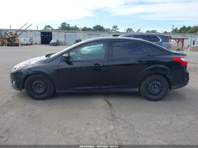46246842 :رقم المزاد ، 1FAHP3F24CL268440 vin ، 2012 Ford Focus Se مزاد بيع