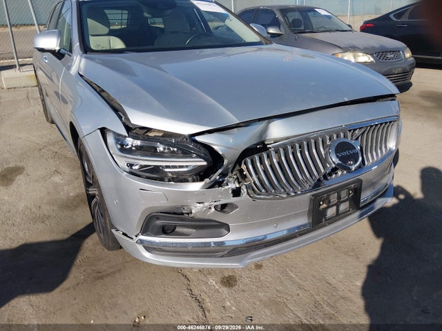 46246876 :رقم المزاد ، YV1A22VL9M1162362 vin ، 2021 Volvo V90 T6 Inscription مزاد بيع