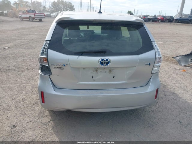 Продажа на аукционе авто 2012 Toyota Prius V Three, vin: JTDZN3EU8C3134389, номер лота: 46246899