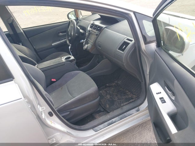 Продажа на аукционе авто 2012 Toyota Prius V Three, vin: JTDZN3EU8C3134389, номер лота: 46246899