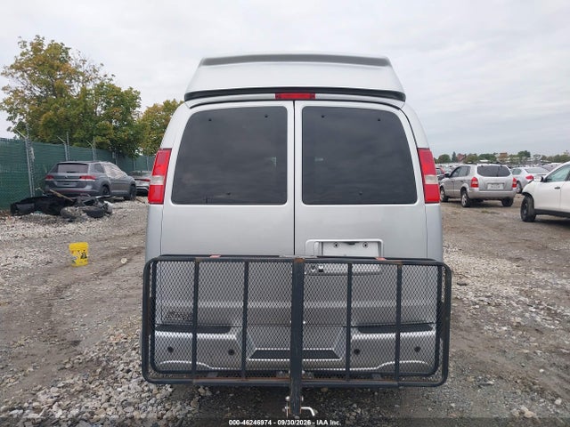 46246974 :رقم المزاد ، 1GCWGBFGXJ1162655 vin ، 2018 Chevrolet Express 2500 Work Van مزاد بيع