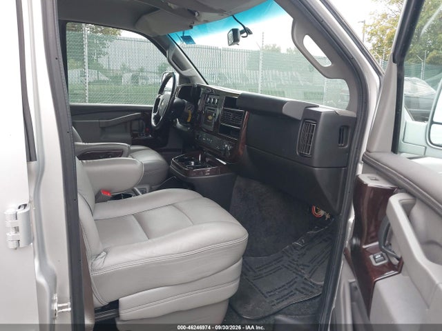 46246974 :رقم المزاد ، 1GCWGBFGXJ1162655 vin ، 2018 Chevrolet Express 2500 Work Van مزاد بيع