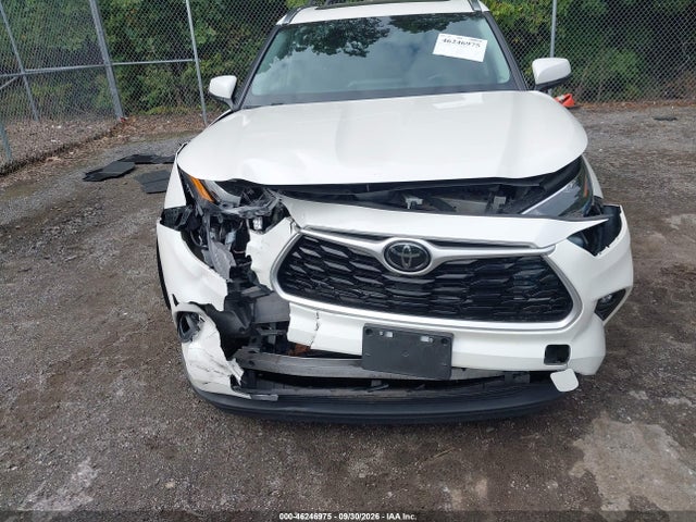 Продаж на аукціоні авто 2021 Toyota Highlander Xle, vin: 5TDHZRBH9MS523357, номер лоту: 46246975