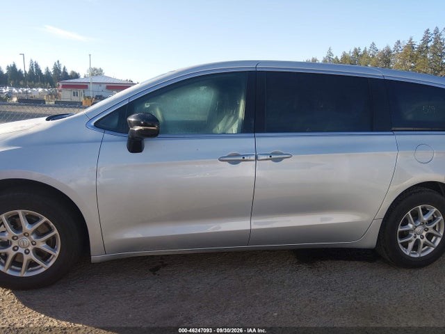 Aukcja sprzedaży 2026 Chrysler Pacifica Select, vin: 2C4RC1BG0TR182565, numer aukcji: 46247093
