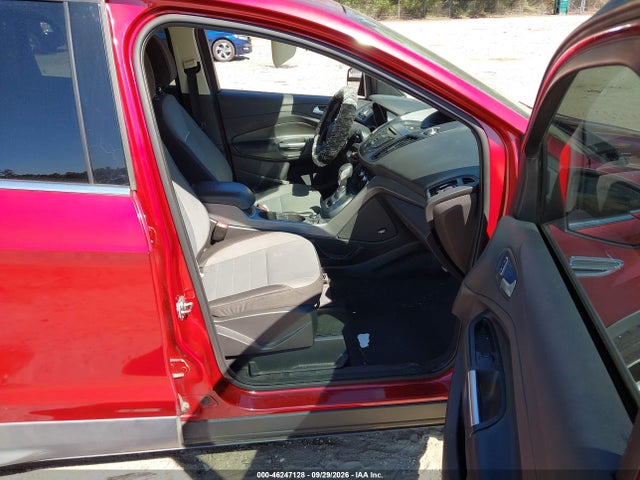 2014 Ford Escape Se მანქანა იყიდება აუქციონზე, vin: 1FMCU0GX1EUE38235, აუქციონის ნომერი: 46247128