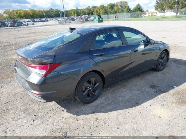 2022 Hyundai Elantra Sel მანქანა იყიდება აუქციონზე, vin: 5NPLM4AG6NH075574, აუქციონის ნომერი: 46247142