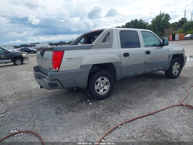 46247181 :رقم المزاد ، 3GNEK12Z35G174012 vin ، 2005 Chevrolet Avalanche 1500 Z71 مزاد بيع