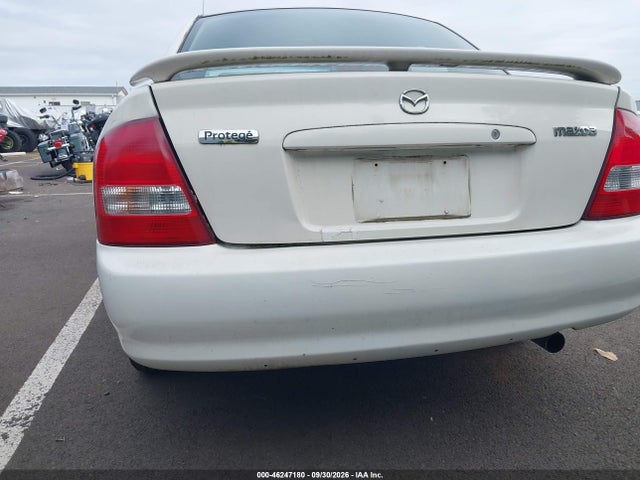 Продаж на аукціоні авто 2000 Mazda Protege Es, vin: JM1BJ2218Y0275277, номер лоту: 46247180