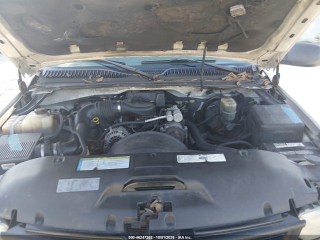 2001 Chevrolet Silverado 1500 მანქანა იყიდება აუქციონზე, vin: 1GCEC14W61Z251099, აუქციონის ნომერი: 46247252