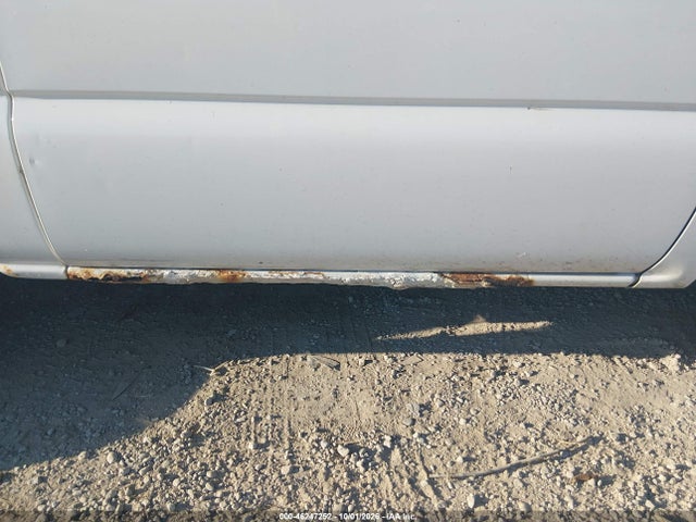 2001 Chevrolet Silverado 1500 მანქანა იყიდება აუქციონზე, vin: 1GCEC14W61Z251099, აუქციონის ნომერი: 46247252