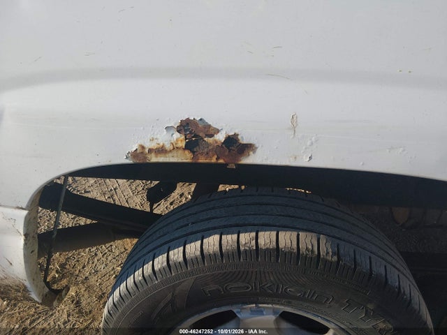 2001 Chevrolet Silverado 1500 მანქანა იყიდება აუქციონზე, vin: 1GCEC14W61Z251099, აუქციონის ნომერი: 46247252