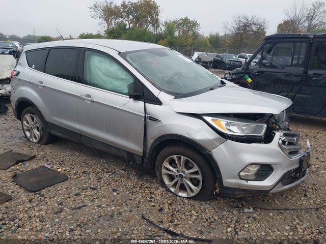 2017 Ford Escape Se მანქანა იყიდება აუქციონზე, vin: 1FMCU9G98HUD44248, აუქციონის ნომერი: 46247261