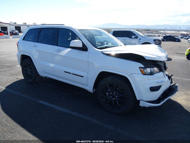 Продаж на аукціоні авто 2017 Jeep Grand Cherokee Altitude 4x4, vin: 1C4RJFAG4HC759912, номер лоту: 46247276