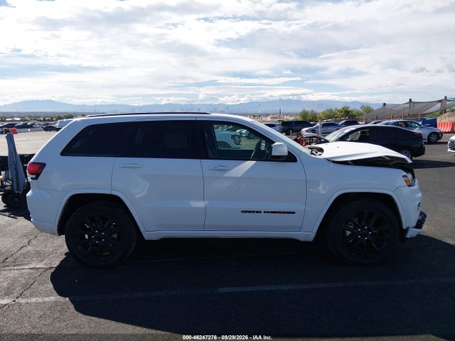 Продаж на аукціоні авто 2017 Jeep Grand Cherokee Altitude 4x4, vin: 1C4RJFAG4HC759912, номер лоту: 46247276