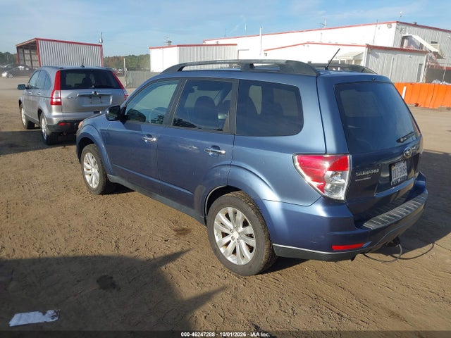 46247288 :رقم المزاد ، JF2SHADC8CH411083 vin ، 2012 Subaru Forester 2.5x Premium مزاد بيع