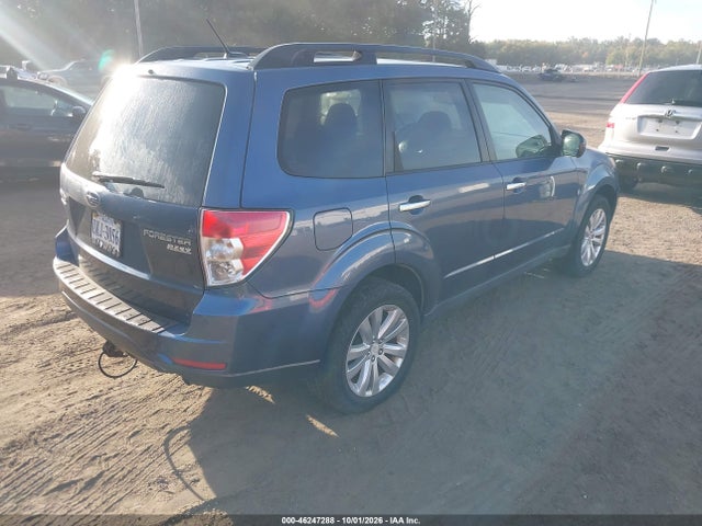 46247288 :رقم المزاد ، JF2SHADC8CH411083 vin ، 2012 Subaru Forester 2.5x Premium مزاد بيع