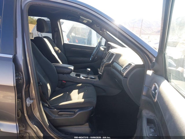 Jeep Grand Cherokee Laredo 2015 1C4RJEAG9FC646593 Image 5