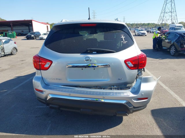 46247436 :رقم المزاد ، 5N1DR2MN0JC610517 vin ، 2018 Nissan Pathfinder Sl مزاد بيع