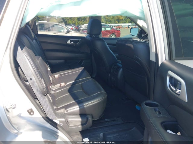 46247436 :رقم المزاد ، 5N1DR2MN0JC610517 vin ، 2018 Nissan Pathfinder Sl مزاد بيع