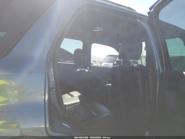 46247460 :رقم المزاد ، 1FMCU0D78BKA68493 vin ، 2011 Ford Escape Xlt مزاد بيع