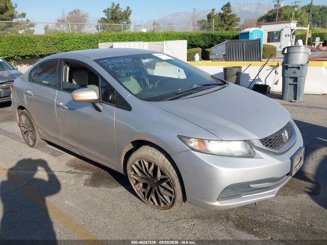 Продажа на аукционе авто 2015 Honda Civic Lx, vin: 2HGFB2F56FH519157, номер лота: 46247539