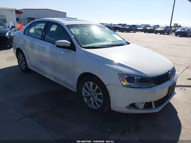 46247586 :رقم المزاد ، 3VWDX7AJ3BM344299 vin ، 2011 Volkswagen Jetta 2.5l Se مزاد بيع