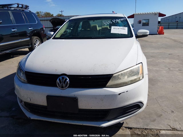 46247586 :رقم المزاد ، 3VWDX7AJ3BM344299 vin ، 2011 Volkswagen Jetta 2.5l Se مزاد بيع