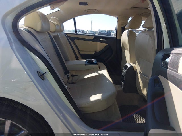 46247586 :رقم المزاد ، 3VWDX7AJ3BM344299 vin ، 2011 Volkswagen Jetta 2.5l Se مزاد بيع
