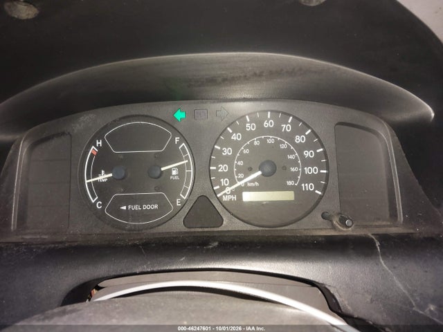 2000 Chevrolet Prizm მანქანა იყიდება აუქციონზე, vin: 1Y1SK5281YZ407203, აუქციონის ნომერი: 46247601
