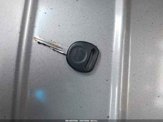 2001 Chevrolet Silverado 1500 Ls მანქანა იყიდება აუქციონზე, vin: 1GCEK14V81Z243161, აუქციონის ნომერი: 46247646