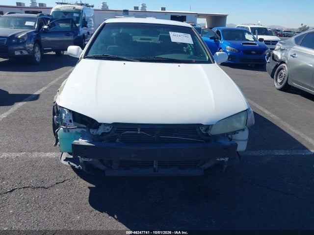 46247741 :رقم المزاد ، JT2BG28K1W0119599 vin ، 1998 Toyota Camry Le مزاد بيع